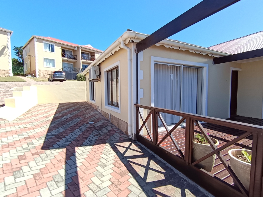 3 Bedroom Property for Sale in Marina Martinique Eastern Cape